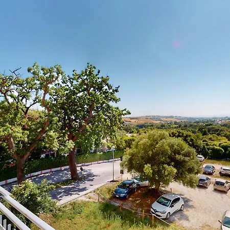 S329 - Sirolo, Trilocale Ristrutturato Vicino Al Centro